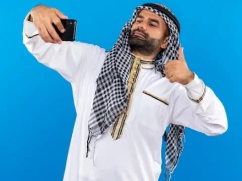 Jamaah Haji Diimbau Tidak Selfie Berlebihan