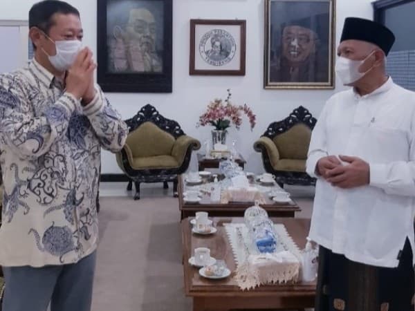 Kunjungi Tebuireng, Konjen Jepang di Surabaya Infokan Beasiswa Santri