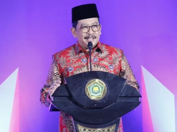 Kemenag Targetkan Tiga Isu terkait Zakat dan Wakaf Tuntas di 2024