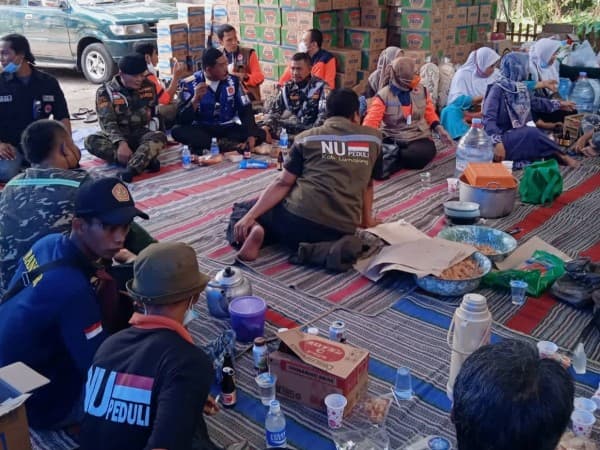 NU Peduli Semeru Salurkan Bantuan dan Berikan Pendampingan Psikososial Korban