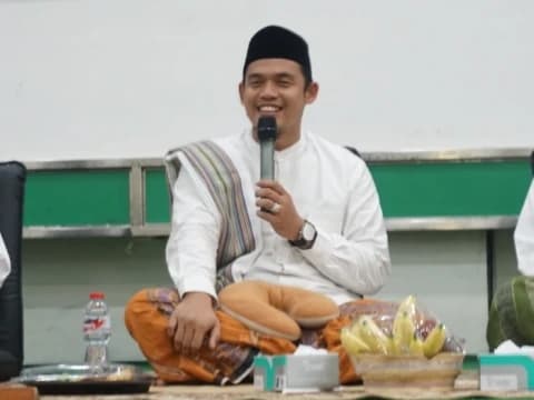 Buya Arrazy Hasyim Minta Pakar Aswaja Bagikan Ilmu di Media Sosial