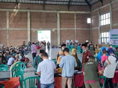 LAZISNU Jombang Salurkan 1000 Kacamata Gratis kepada Guru Ngaji, Santri dan Dhuafa