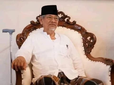 Innalillah, Mustasyar PBNU KH Dimyati Rois Wafat