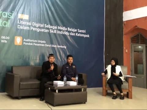 Santri Berselancar di Dunia Digital, Kemampuan Literasi Mutlak Harus Dikuasai