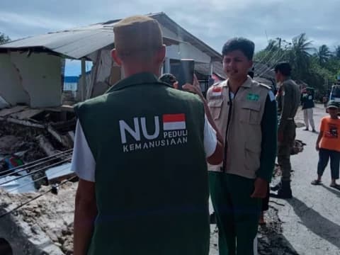 NU Peduli Sidomulyo Lamsel Salurkan Logistik untuk Warga Terdampak Banjir