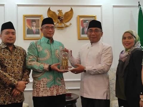Terima KPU, Ketum PBNU: Kepentingan Politik NU Hanya Keselamatan Bangsa dan Negara