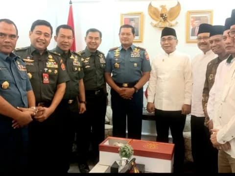 Temui Ketum PBNU, Panglima TNI Diskusikan Masalah Pertahanan dan Keamanan Negara