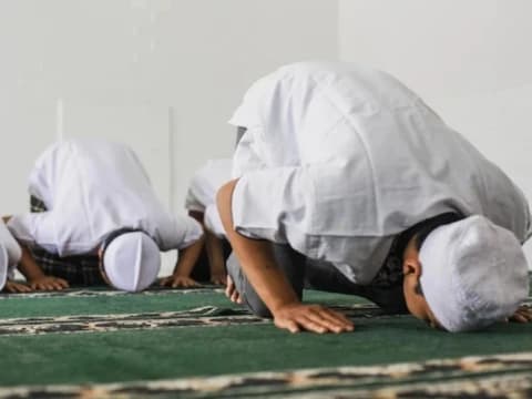 8 Anjuran saat Idul Fitri