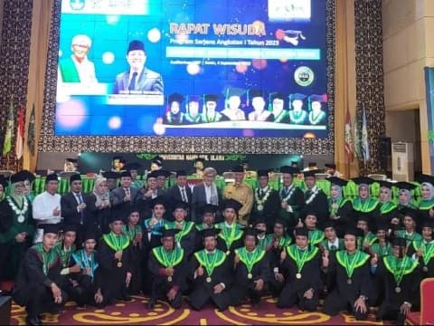 Kiai Miftach Tekankan Keseimbangan antara Ilmu dan Spiritual pada Lulusan UNU Sumbar