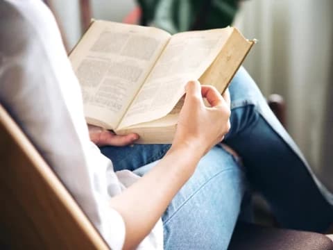 3 Rekomendasi Novel untuk Mengisi Akhir Pekan, Salah Satunya tentang Kretek