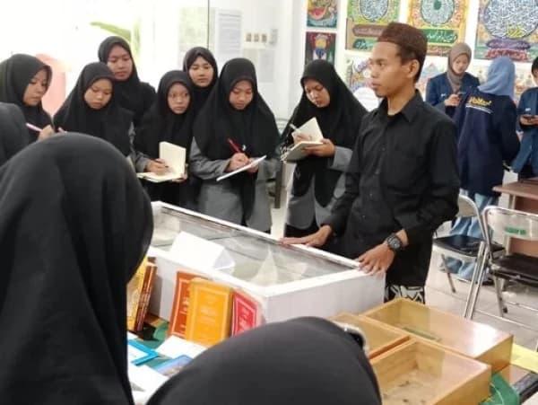 Pameran Turats di Pekalongan Tampilkan Ratusan Karya dan Manuskrip Ulama