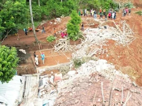 2 Dusun Diterjang Longsor, NU Cibeunying Cilacap Galang Donasi Kemanusiaan