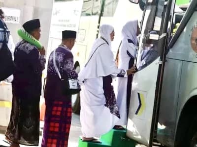 Jadwal Pemberangkatan Jamaah Haji Embarkasi Surabaya 2025