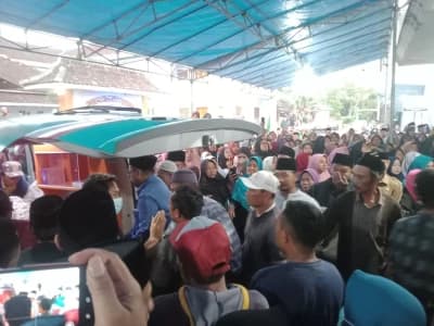 Korban Meninggal Dunia Tragedi Kanjuruhan Bertambah Jadi 132 Orang
