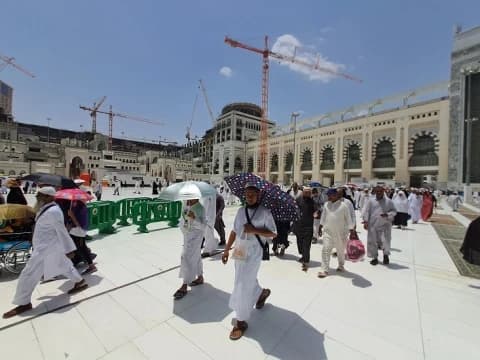 Suhu Ekstrem di Arab Saudi, Jamaah Haji Indonesia Diingatkan Tetap Jaga Kesehatan