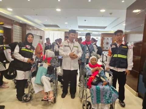 Kloter Pertama Tiba di Madinah, Ini Layanan untuk Para Jamaah Haji Indonesia