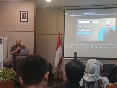 Beda Islam Moderat dalam Perspektif Barat dan Masyarakat Islam Menurut Akademisi Amerika