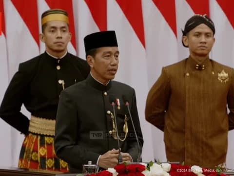 Jokowi Sampaikan Capaian Pembangunan 10 Tahun Masa Kepresidenan