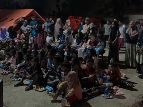 Sembuhkan Trauma Anak Korban Bencana Sumatra, Tim Siaga PMII Nobar Film Jumbo di Aceh Utara