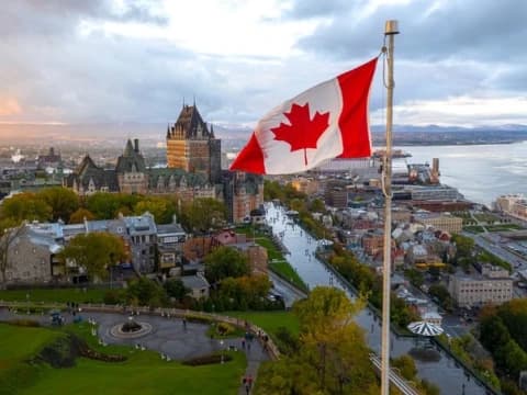 Ramadhan di Kanada, Puasa 16 Jam, Tarawih hingga Larut Malam