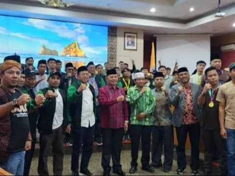 Buah Kerja Keras, Kontingen PWNU Sumbar Melebihi Target di Porseni NU