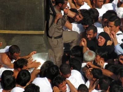 Mencium Hajar Aswad, Adakah Dalilnya?