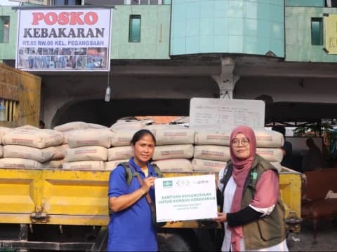 Hasil Penggalangan NU Online Super App Disalurkan LAZISNU untuk Bantu Warga Terdampak Kebakaran