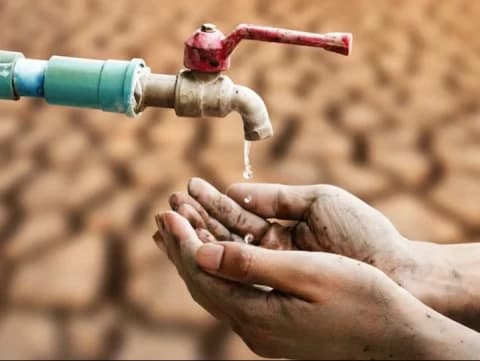 Larangan Boros Air di Musim Kemarau Panjang
