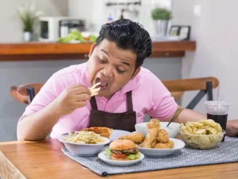 10 Bahaya Makan Berlebihan menurut Imam Ghazali