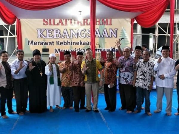 Masyarakat Muslim-Kristen Hidup Berdampingan di Kampung Sawah Bekasi