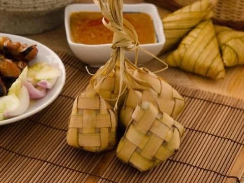 Lebaran Ketupat: Tradisi Seminggu Setelah Idul Fitri