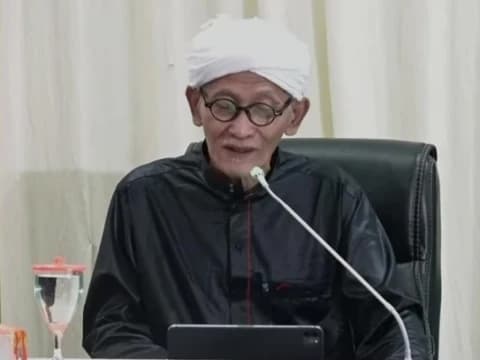 KH Miftachul Akhyar Jelaskan Adab ketika Berada di Majelis
