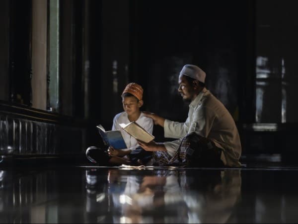 Ketika Anak Bertanya tentang Khilafah Islamiyah