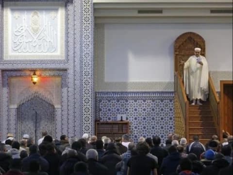 Khutbah Jumat Bahasa Mandailing: Mamparsiapkon Diri Manyambut Bulan Suci Romadon