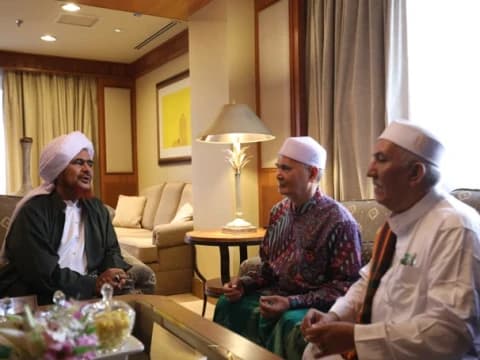 KH Afifuddin Muhajir Bertemu Habib Umar dan Syekh Ali Jumah di Malaysia