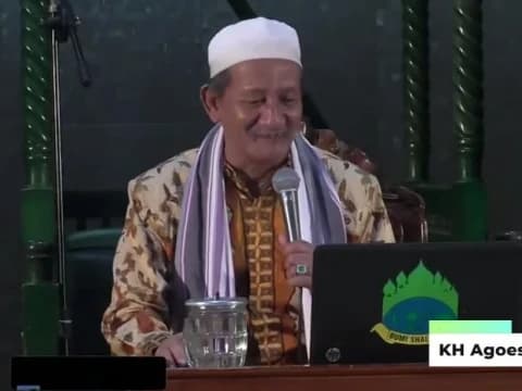 Gus Ali Masyhuri: Merenung Dapat Mengobati Darah Tinggi