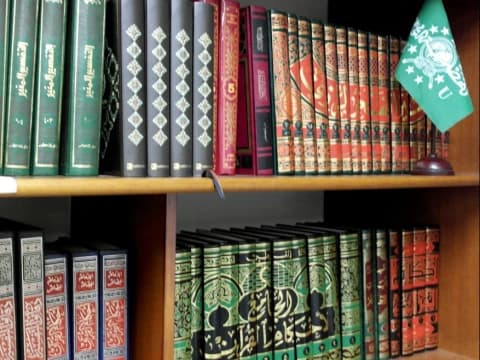 Mengenal Kitab At-Tahrir wat Tanwir, Ensiklopedi Tafsir karya Bin Asyur