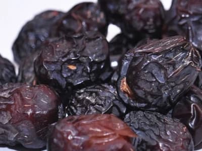 Khasiat Kurma Ajwah, Bisa Mengobati berbagai Penyakit