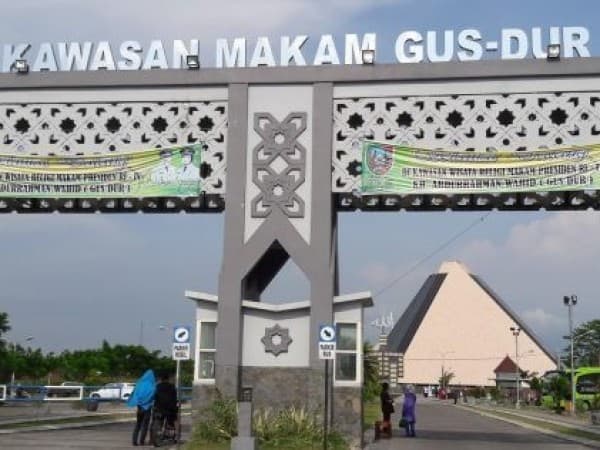 Kompleks Makam Gus Dur Mulai Dibuka untuk Umum
