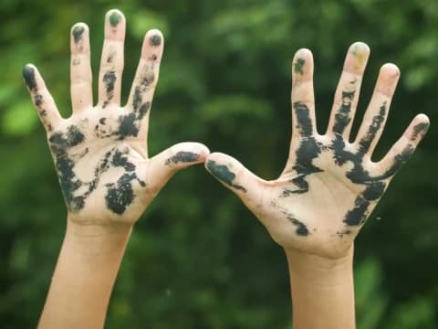 Cara Menyucikan Barang yang Jatuh ke Kloset dalam Perspektif Fiqih Islam