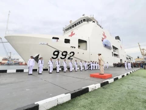 Berangkatkan KRI Radjiman, Indonesia Kembali Kirim Bantuan Kemanusiaan ke Palestina