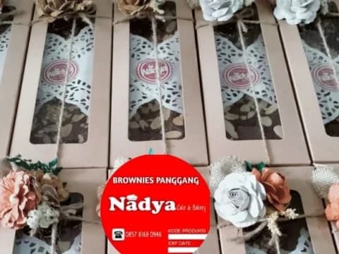 Cerita Hanifah Raih Omzet Rp60 Juta per Bulan dari Usaha Kue Rumahan