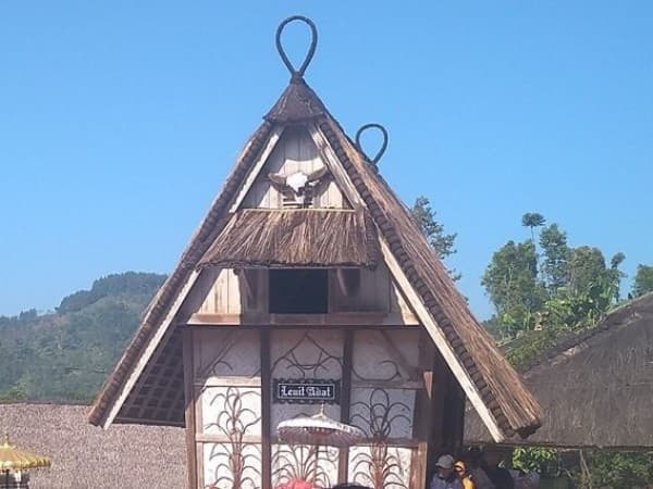 Mengenal Leuit, Lambang Kesejahteraan Masyarakat Cisungsang Banten
