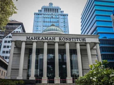 Ini Profil Delapan Hakim MK yang Putuskan Sengketa Pilpres 2024