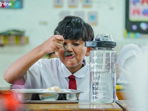 Wacana Belalang dan Ulat Sagu untuk Program MBG, Ini Kata Ahli Gizi