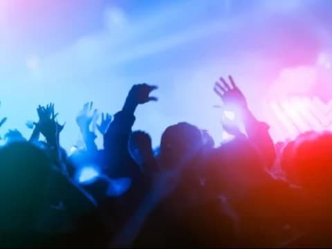 Apakah Berjualan di Tempat Maksiat Ikut Berkontribusi pada Kemaksiatan?