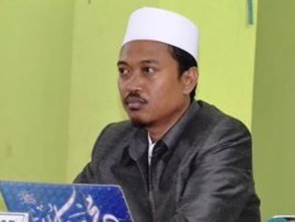 Viral di Semeru, KH Ma’ruf Khozin Jelaskan Hukum Sesajen dalam Islam