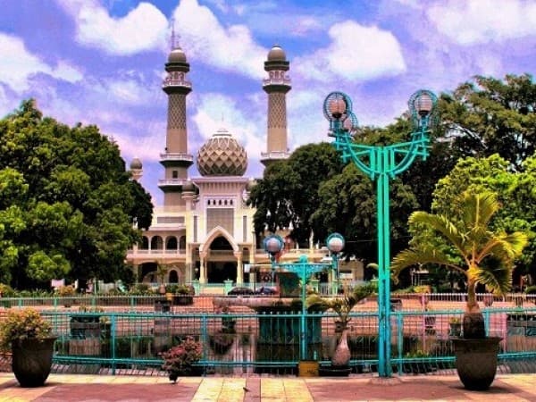Hubungan Masjid Agung Jami’ dan Alun-Alun Malang