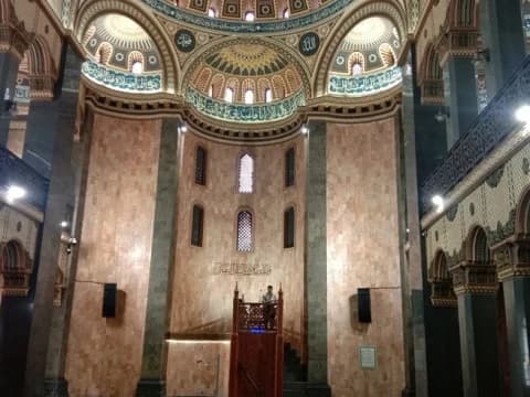 Pesona Masjid Al-Hidayah, Destinasi Wisata Religi di Malang