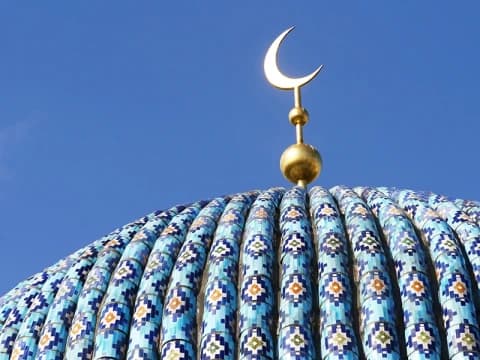 Bangunan TPA atau Masjid Hasil Sumbangan Diatasnamakan Pribadi